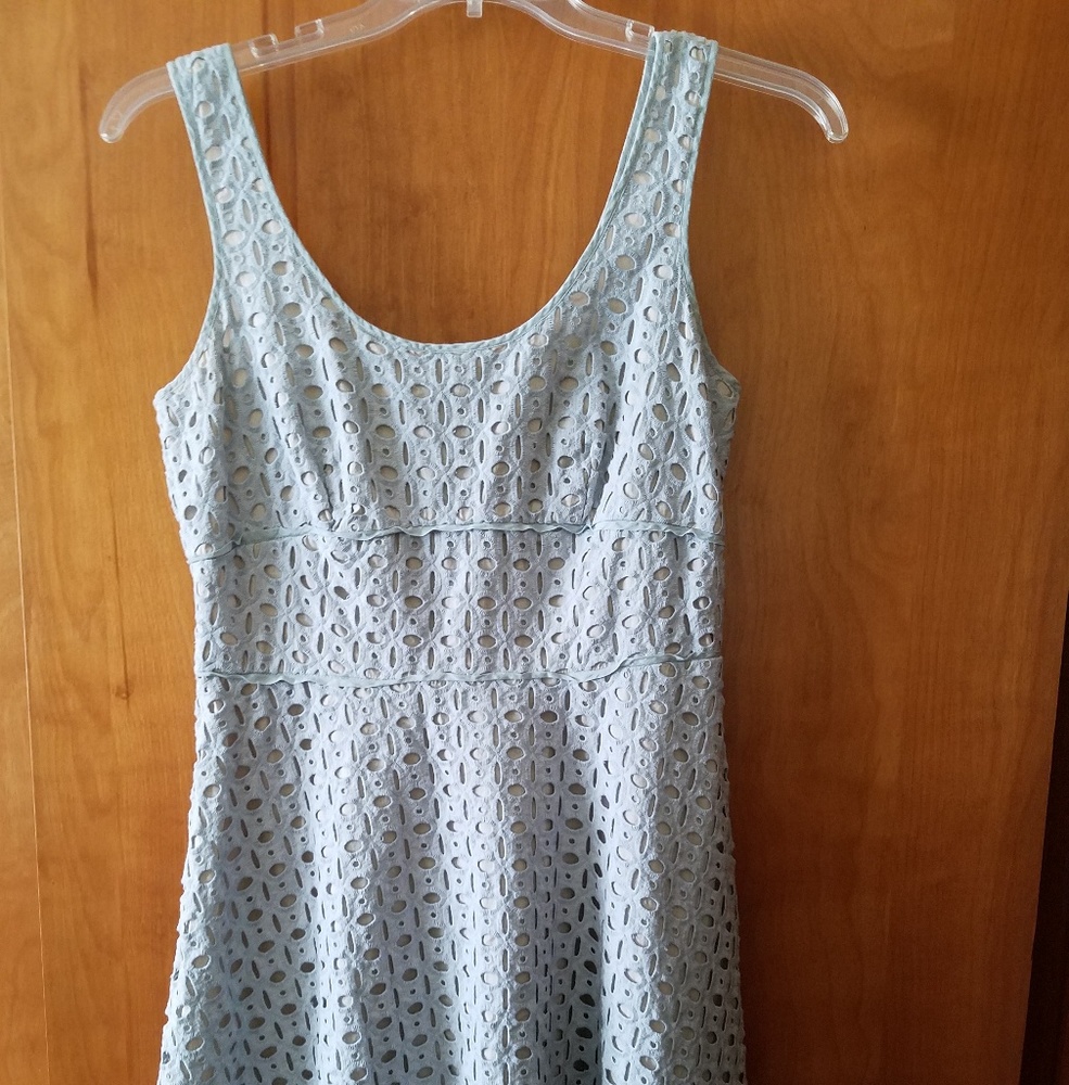 On sale! 💗 Taylor LOFT dress